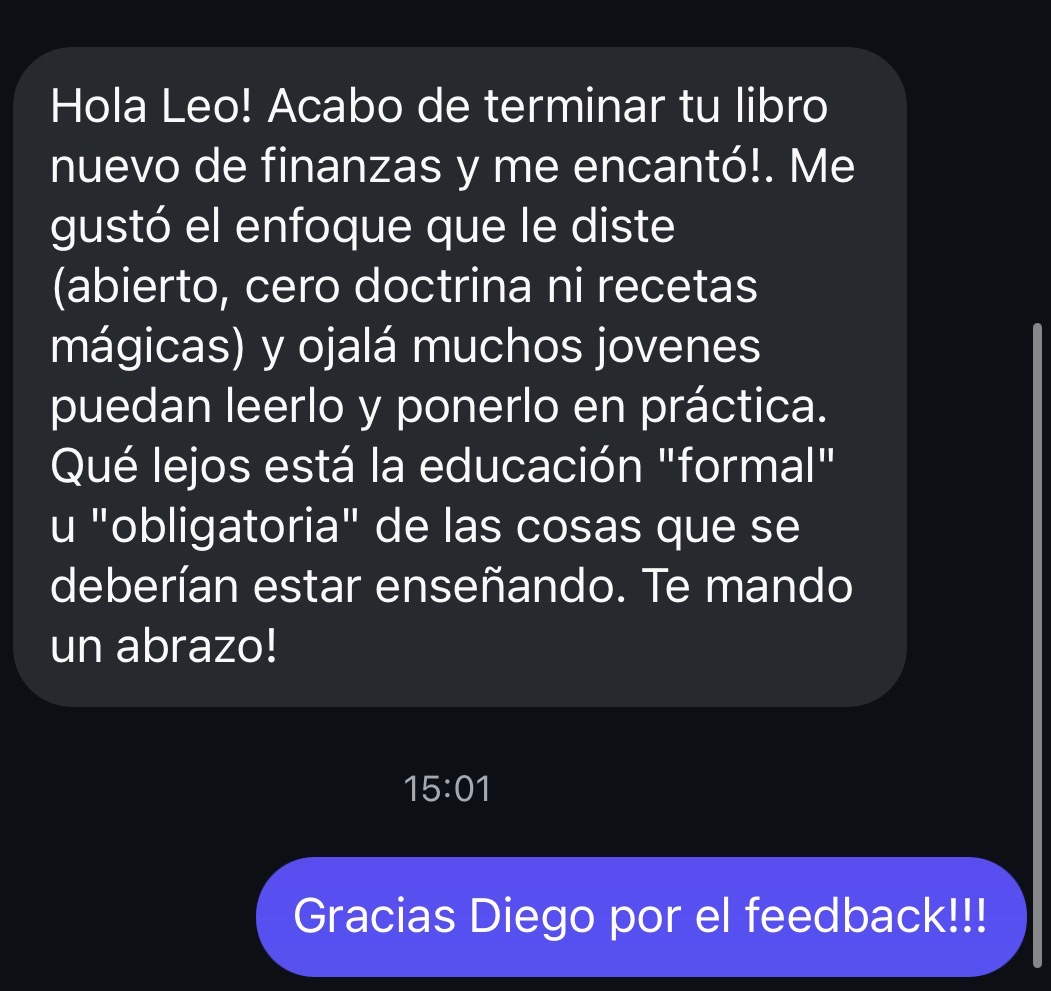 Mensaje directo de Instagram de Diego felicitando por el libro de finanzas